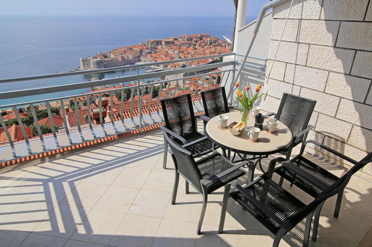 Spacious 2 Bedroom Apt Luxeview- Oldtownview, 10Min To Town Dubrovnik Buitenkant foto
