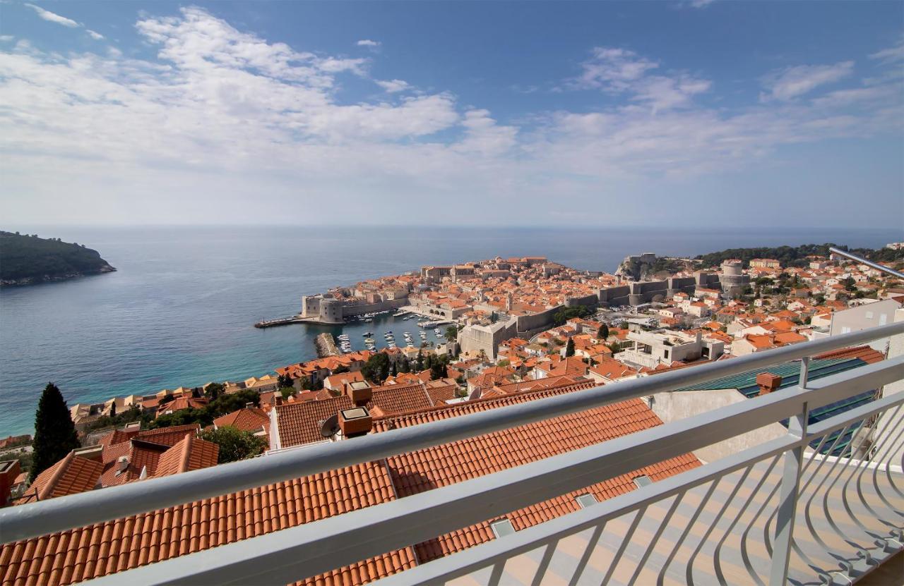 Spacious 2 Bedroom Apt Luxeview- Oldtownview, 10Min To Town Dubrovnik Buitenkant foto
